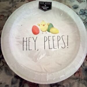 New Rae Dunn Easter Dinner Plates-16 count/ Hey, Peeps!
